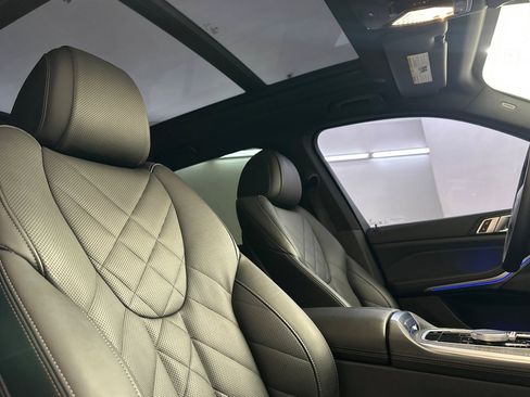 Certified 2025 BMW X5 sDrive40i w/ M Sport Package image 31