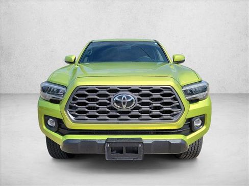 Used 2023 Toyota Tacoma TRD Off-Road w/ Technology Package AWD/4WD image 2