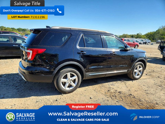Used 2017 Ford Explorer XLT AWD/4WD image 4
