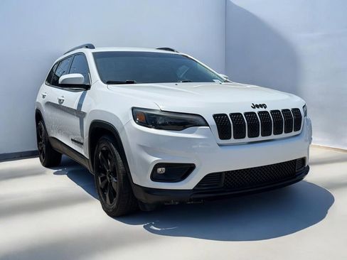 Used 2020 Jeep Cherokee Latitude Plus FWD image 10