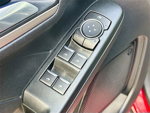 Used 2022 Ford Escape SEL image 18