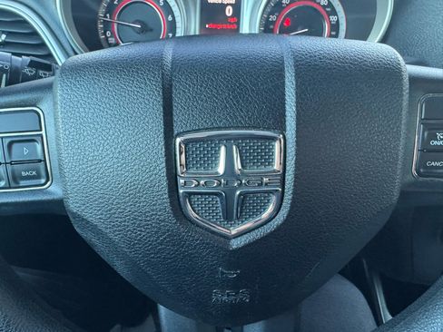 Used 2013 Dodge Journey SXT image 19