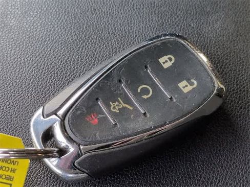 Used 2018 Chevrolet Equinox LT image 33