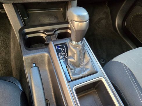 Used 2021 Toyota Tacoma TRD Off-Road w/ Technology Package image 29