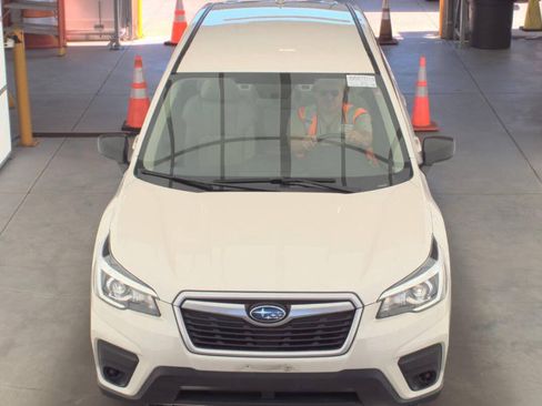Used 2019 Subaru Forester AWD/4WD image 2