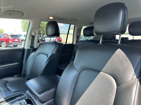 Used 2022 Nissan Armada SV image 28