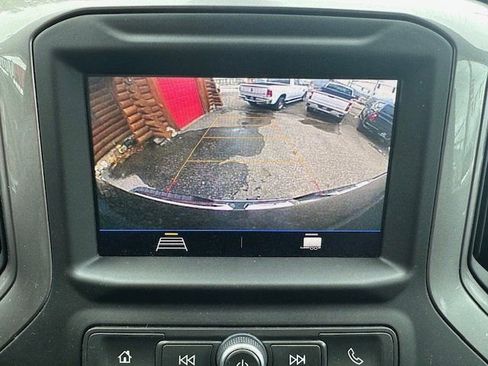 Used 2022 GMC Sierra 2500 Pro w/ Convenience Package image 18