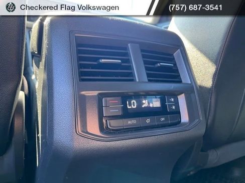Used 2022 Volkswagen Atlas SE FWD image 28