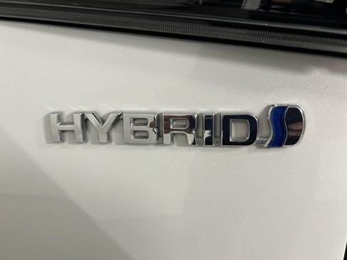 Used 2022 Toyota Highlander XLE AWD/4WD image 33