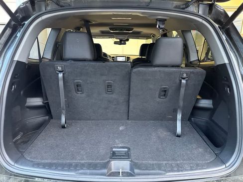 Used 2017 Honda Pilot Touring image 25