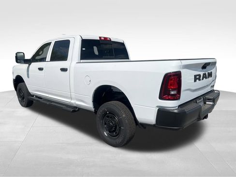 New 2026 RAM 2500 Tradesman AWD/4WD image 3
