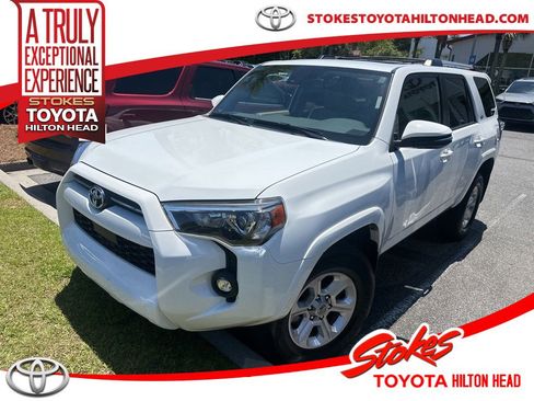 Used 2022 Toyota 4Runner SR5 Premium w/ Moonroof Package RWD image 1