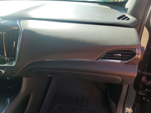 Certified 2023 Chevrolet Traverse High Country image 36