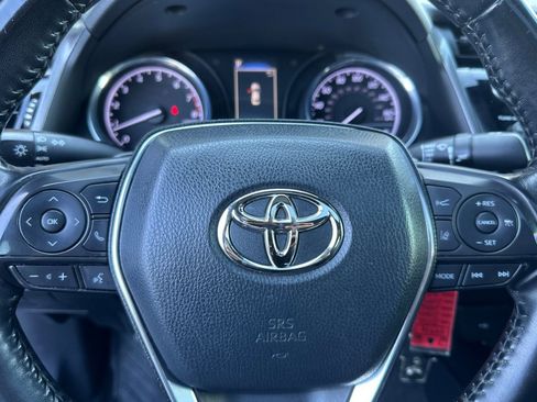 Used 2020 Toyota Camry SE image 23