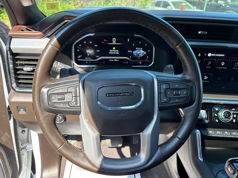 Used 2023 GMC Sierra 1500 Denali w/ Denali Reserve Package AWD/4WD image 31