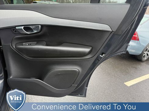 Used 2022 Volvo XC90 T5 Momentum w/ Climate Package image 26