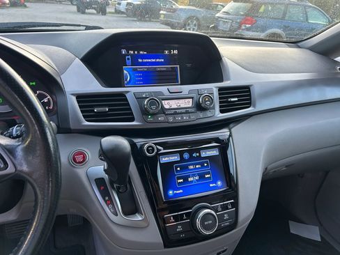 Used 2014 Honda Odyssey EX-L image 16