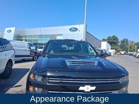 Used 2018 Chevrolet Silverado 3500 LTZ w/ Duramax Plus Package AWD/4WD image 8