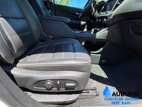 Used 2020 GMC Acadia Denali w/ Denali Ultimate Package AWD/4WD image 21