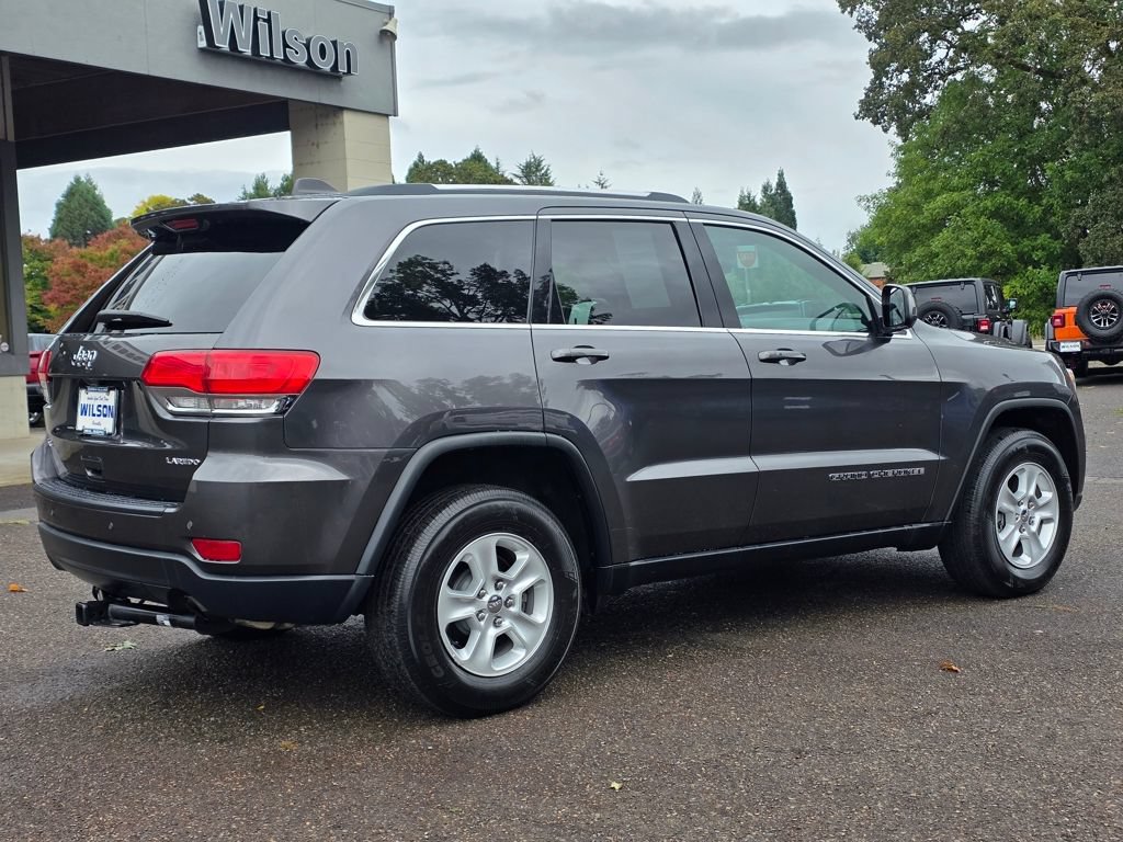 Used 2017 Jeep Grand Cherokee Laredo w/ Quick Order Package 23E AWD/4WD image 31