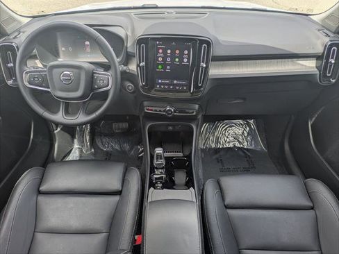 Used 2024 Volvo XC40 B5 Plus w/ Protection Package Premier AWD/4WD image 22