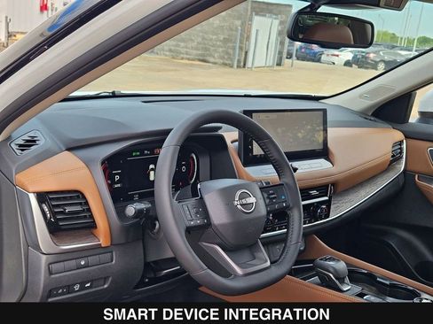 New 2026 Nissan Rogue Platinum AWD/4WD image 13