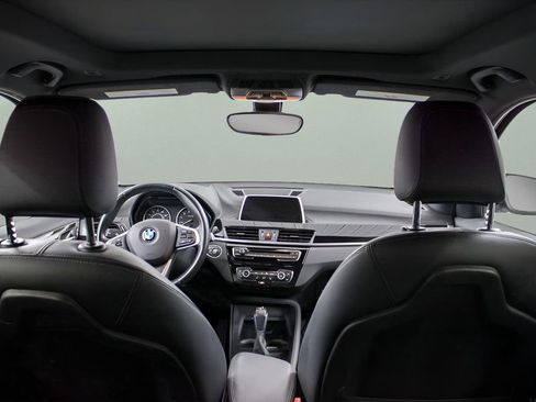 Used 2018 BMW X1 xDrive28i image 21