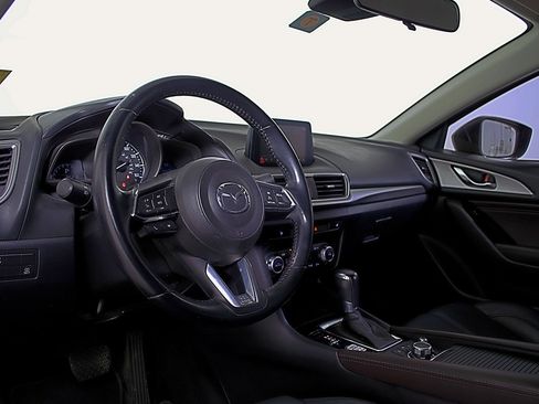 Used 2018 MAZDA MAZDA3 Touring image 20
