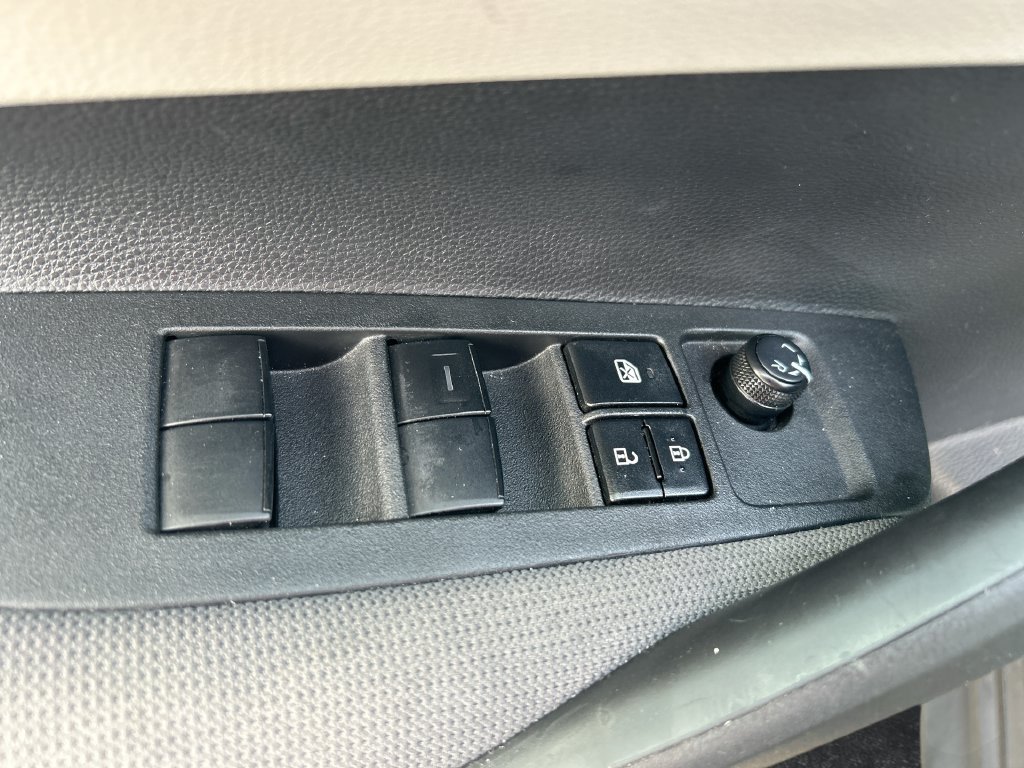 Used 2026 Toyota Corolla LE FWD image 12
