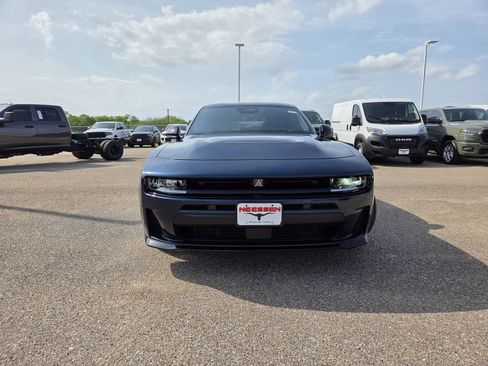 New 2026 Dodge Charger R/T w/ Blacktop Package AWD/4WD image 2