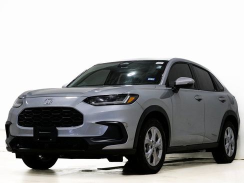 Used 2025 Honda HR-V LX image 3