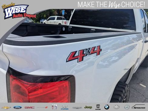 Used 2018 Chevrolet Silverado 1500 Custom w/ Custom Value Package AWD/4WD image 25