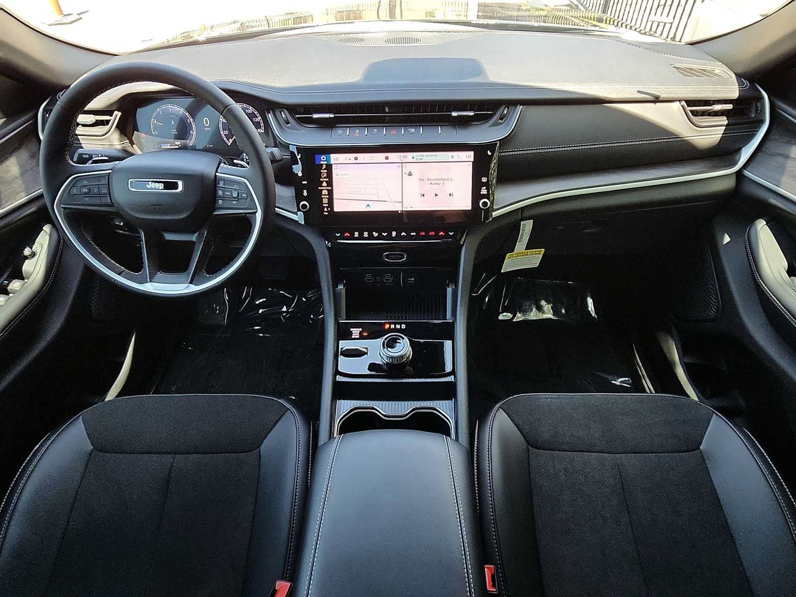 New 2026 Jeep Grand Cherokee Altitude AWD/4WD image 13