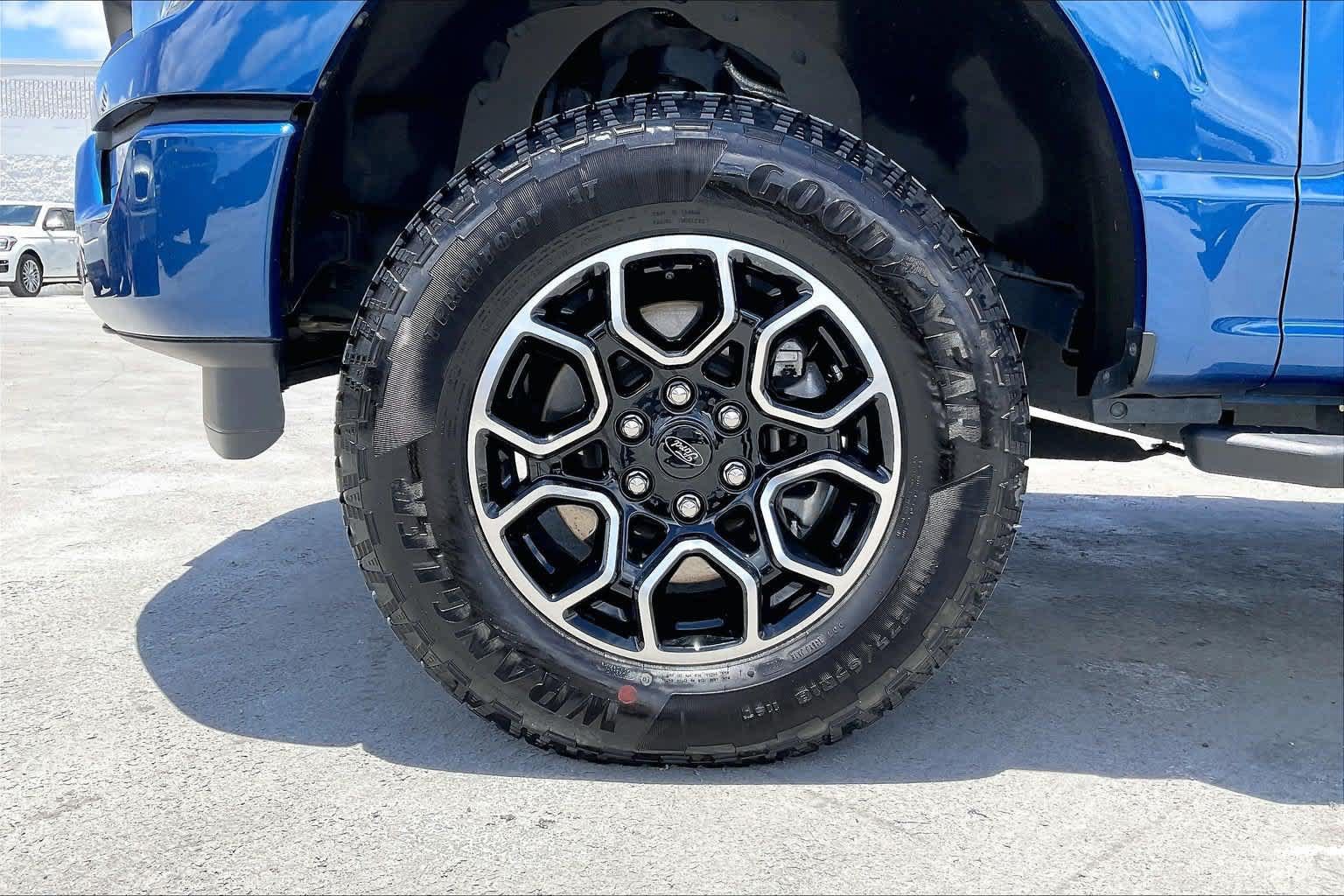 Used 2022 Ford F150 XLT w/ Equipment Group 302A High AWD/4WD image 8