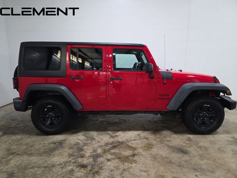 Used 2017 Jeep Wrangler Unlimited Sport w/ Max Tow Package image 6