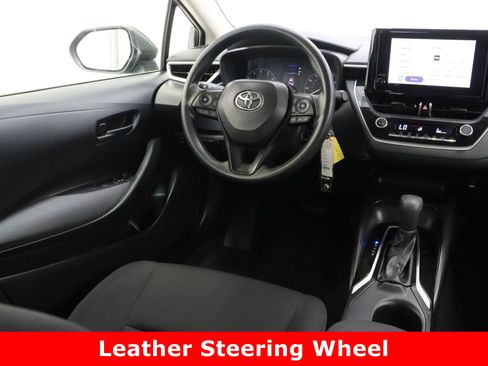 Certified 2023 Toyota Corolla LE image 27