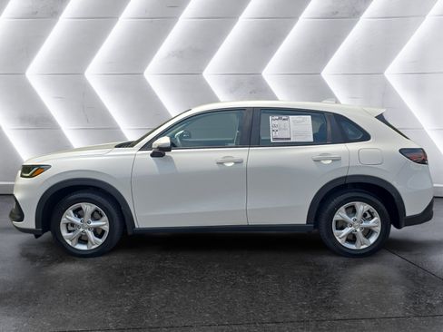 Used 2023 Honda HR-V LX image 2