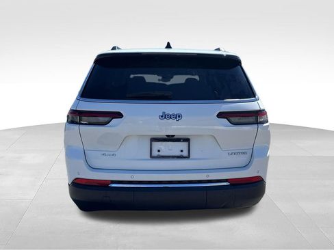 Used 2023 Jeep Grand Cherokee L Limited AWD/4WD image 11
