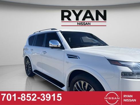 Certified 2022 Nissan Armada Platinum w/ Captain's Chairs Package AWD/4WD image 4