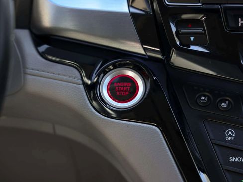 Used 2019 Honda Odyssey Elite image 21