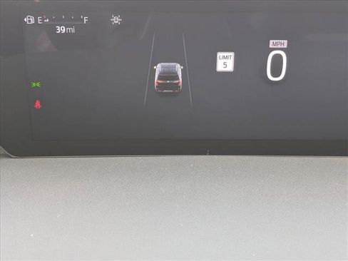 New 2025 Ford Expedition Platinum w/ Driver's Package image 11