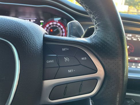 Used 2020 Dodge Challenger SRT Hellcat image 31