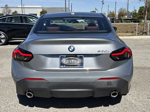 Used 2025 BMW 230i 230i image 4