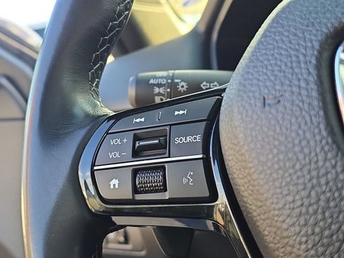 Used 2025 Honda Civic Sport image 11