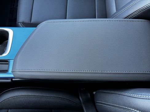 New 2026 Chevrolet Equinox EV LT image 18