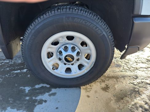 Used 2024 Chevrolet Silverado 3500 W/T w/ WT Convenience Package image 22