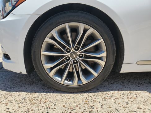 Used 2015 Hyundai Genesis 3.8 w/ Option Group 04 image 15