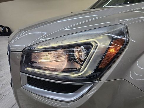 Used 2013 GMC Acadia SLT FWD image 10