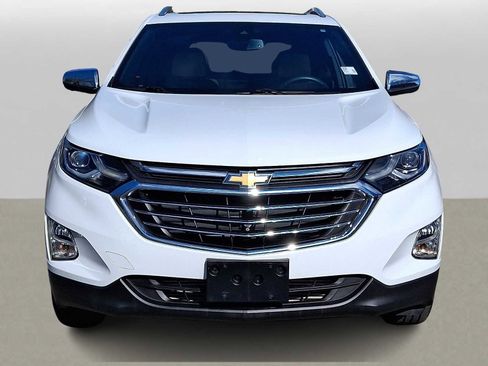Used 2020 Chevrolet Equinox Premier image 2