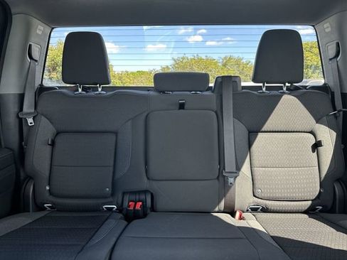 Used 2023 GMC Sierra 1500 Elevation image 32